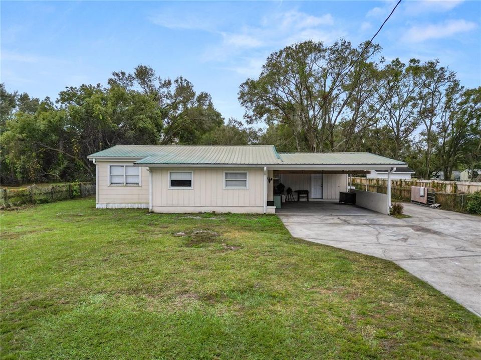 For Sale: $285,000 (3 beds, 2 baths, 1316 Square Feet)