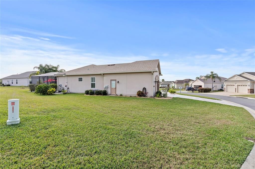 For Sale: $459,000 (3 beds, 2 baths, 1479 Square Feet)