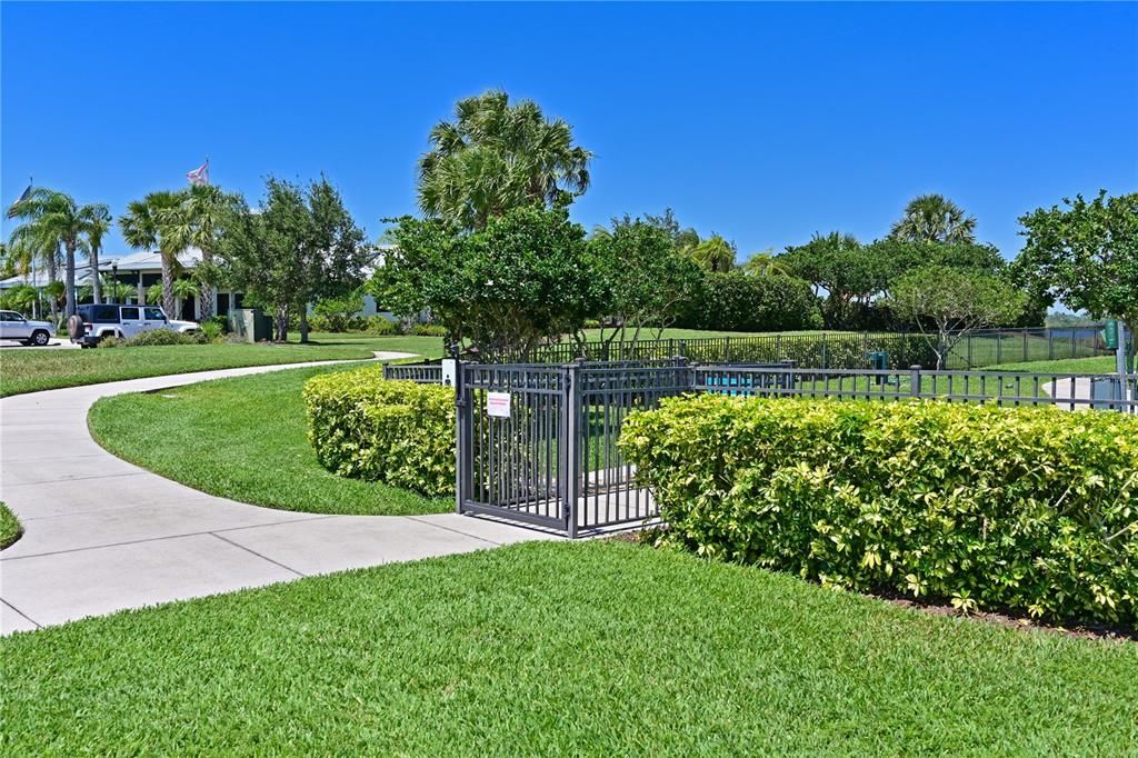 For Sale: $950,000 (3 beds, 3 baths, 2672 Square Feet)