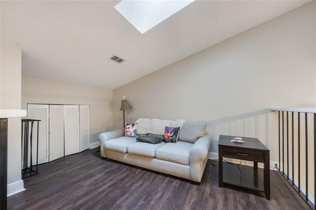 For Sale: $345,000 (3 beds, 2 baths, 1779 Square Feet)