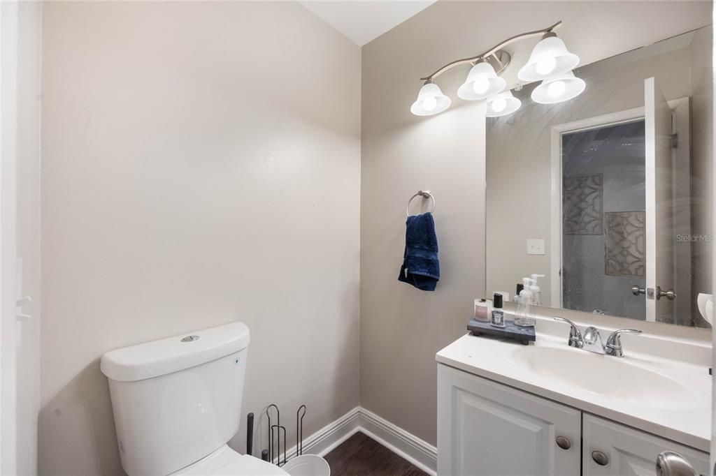 For Sale: $345,000 (3 beds, 2 baths, 1779 Square Feet)