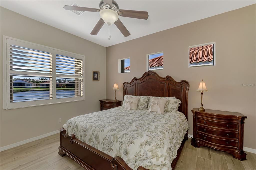 For Sale: $540,000 (2 beds, 2 baths, 1946 Square Feet)