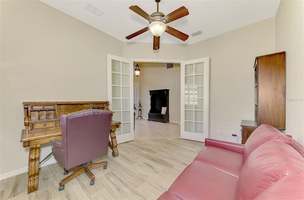 For Sale: $540,000 (2 beds, 2 baths, 1946 Square Feet)