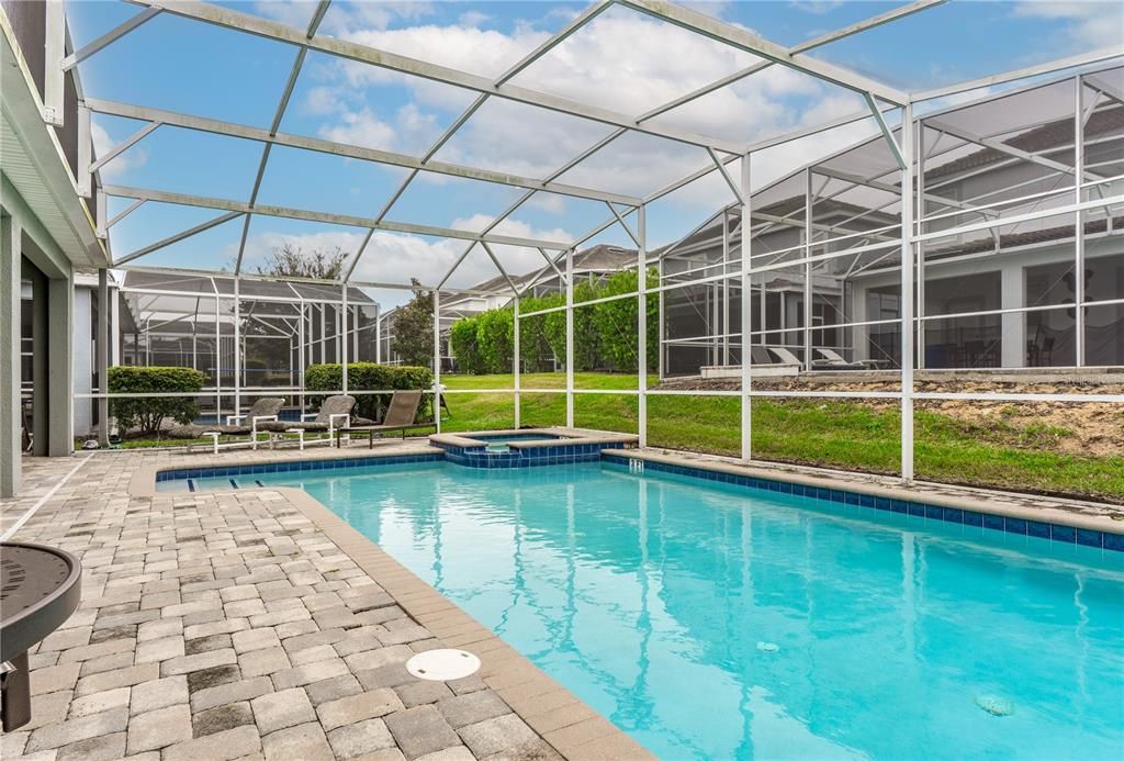 Private, screened enclosed pool & spa