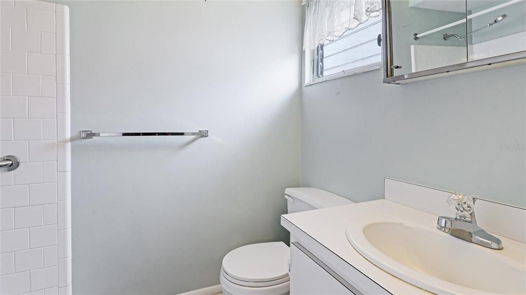 For Sale: $275,000 (2 beds, 2 baths, 1120 Square Feet)