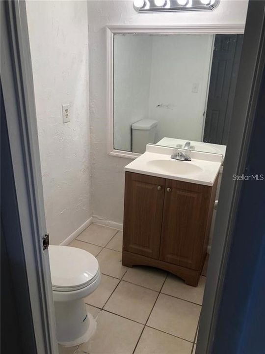 For Rent: $1,600 (2 beds, 1 baths, 1164 Square Feet)