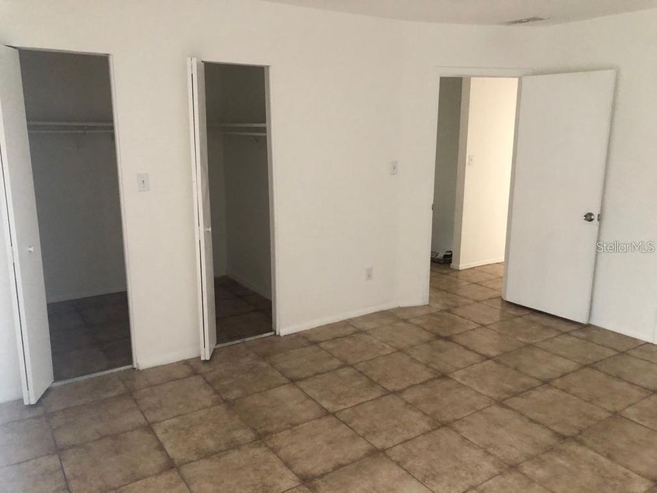 For Rent: $1,600 (2 beds, 1 baths, 1164 Square Feet)