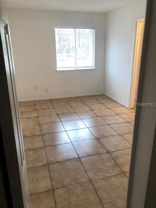 For Rent: $1,600 (2 beds, 1 baths, 1164 Square Feet)