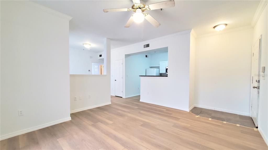 For Rent: $1,319 (1 beds, 1 baths, 768 Square Feet)