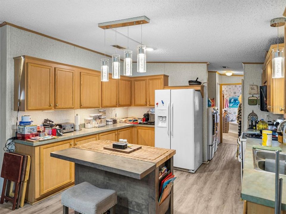 En Venta: $369,900 (3 camas, 2 baños, 1512 Pies cuadrados)