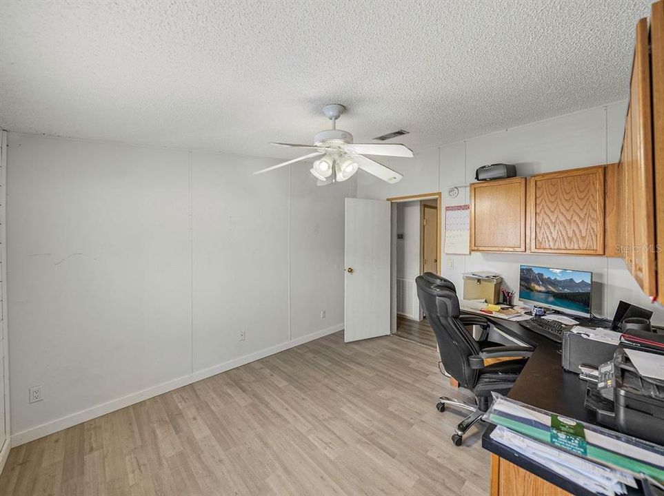 En Venta: $369,900 (3 camas, 2 baños, 1512 Pies cuadrados)