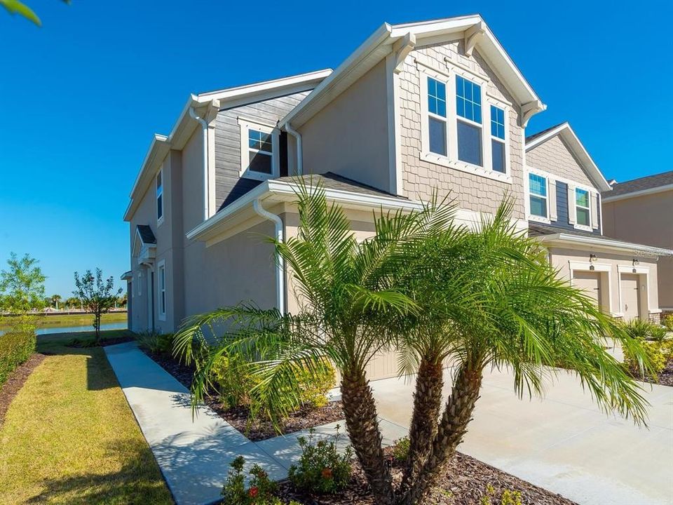 Recently Rented: $2,700 (3 beds, 2 baths, 1739 Square Feet)