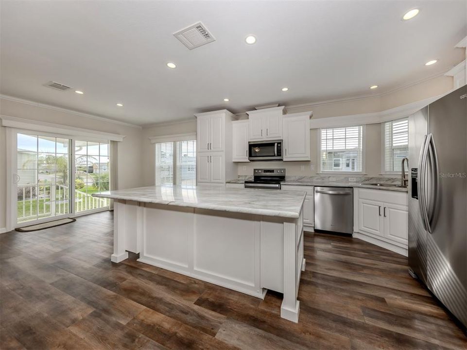 Kitchen/Dining Area