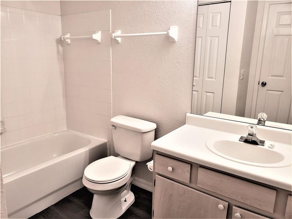 For Rent: $1,295 (1 beds, 1 baths, 618 Square Feet)