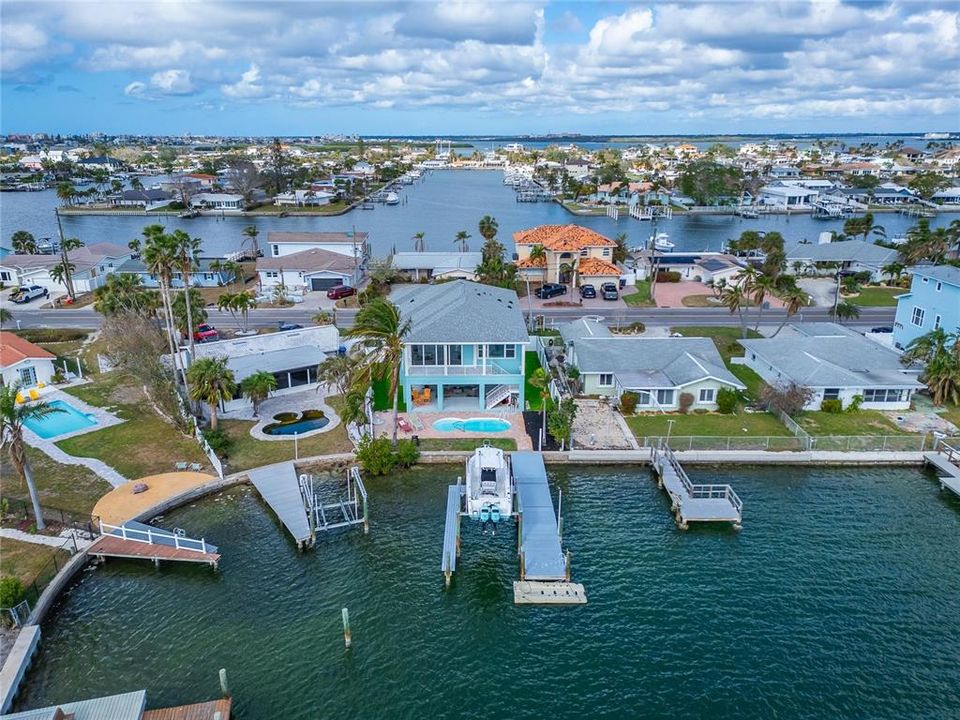 For Sale: $2,499,000 (4 beds, 2 baths, 2007 Square Feet)