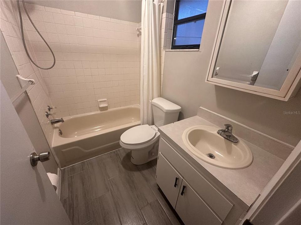 For Rent: $1,000 (1 beds, 1 baths, 615 Square Feet)