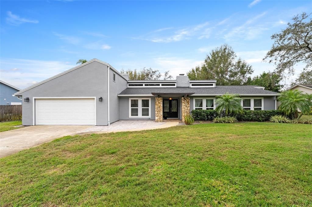 For Sale: $685,000 (3 beds, 2 baths, 1918 Square Feet)