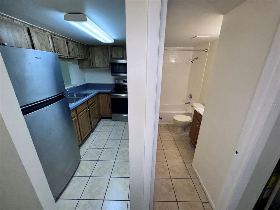 For Sale: $112,000 (1 beds, 1 baths, 504 Square Feet)