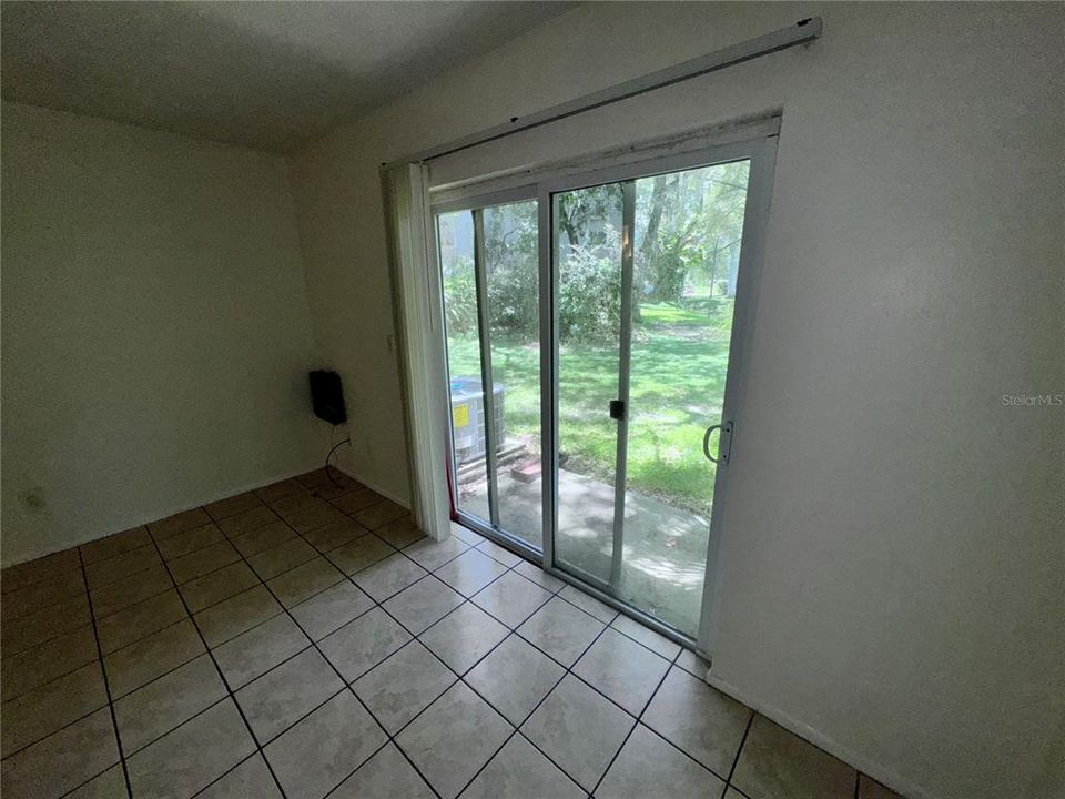 For Sale: $112,000 (1 beds, 1 baths, 504 Square Feet)