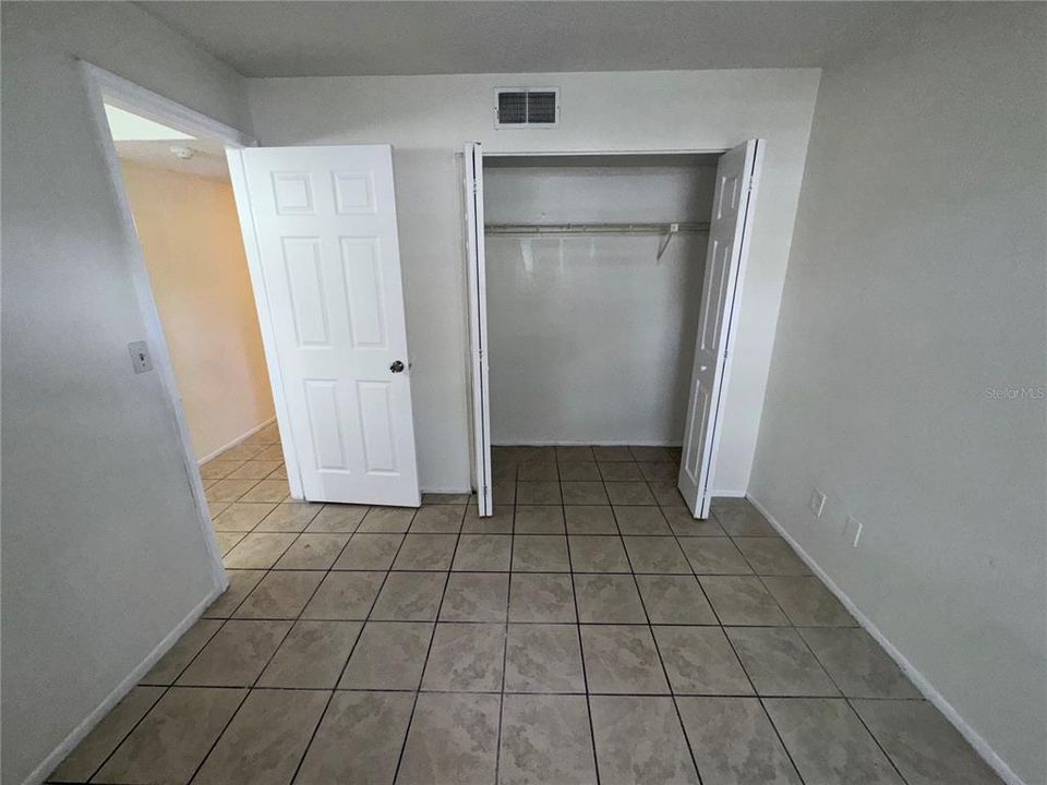 For Sale: $112,000 (1 beds, 1 baths, 504 Square Feet)