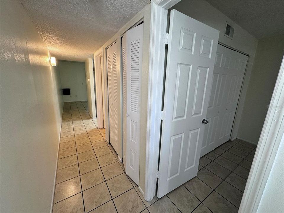 For Sale: $112,000 (1 beds, 1 baths, 504 Square Feet)