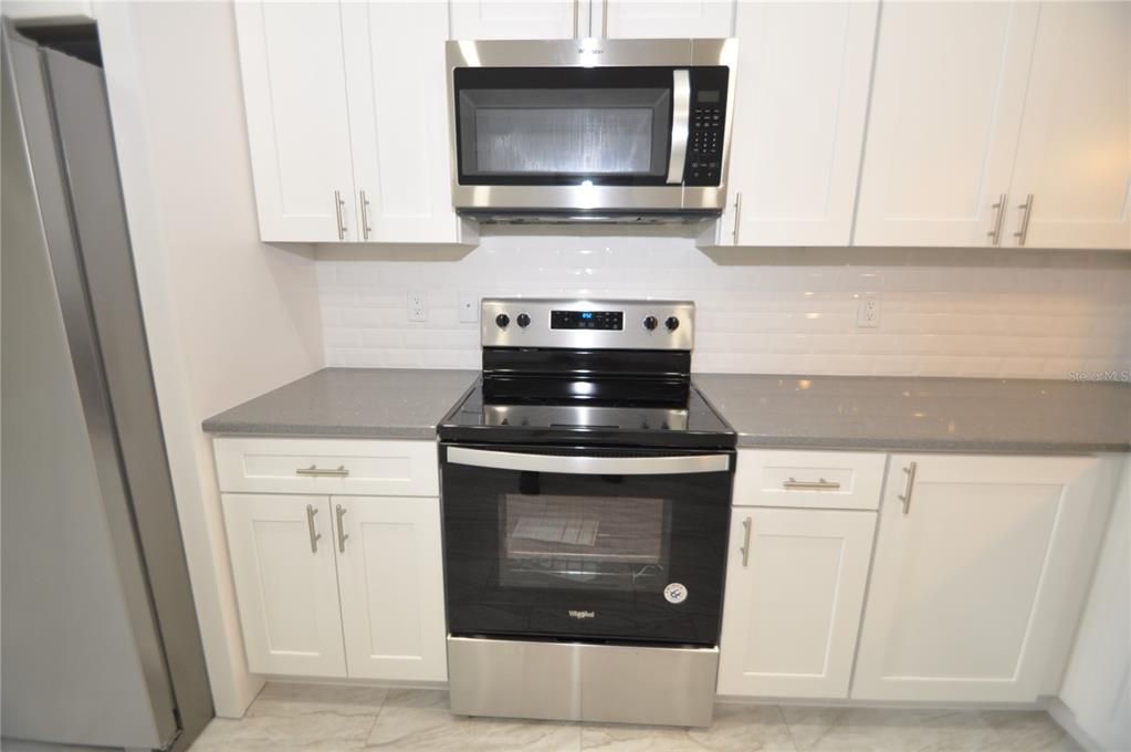 For Rent: $2,400 (3 beds, 2 baths, 1667 Square Feet)