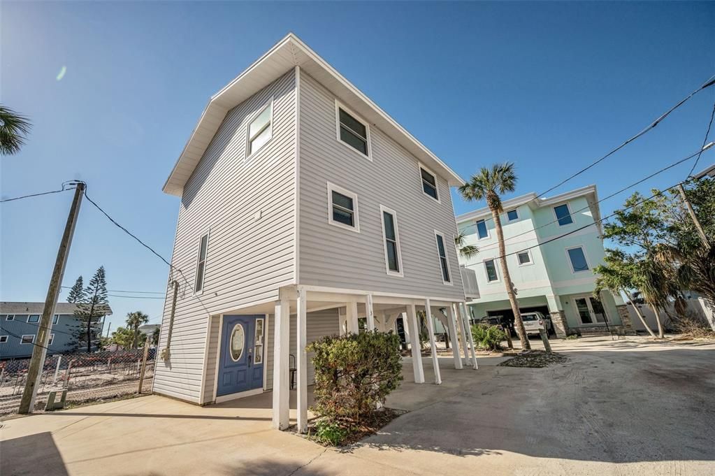 820 Gulf Blvd, Unit 3 Indian Rocks Beach FL