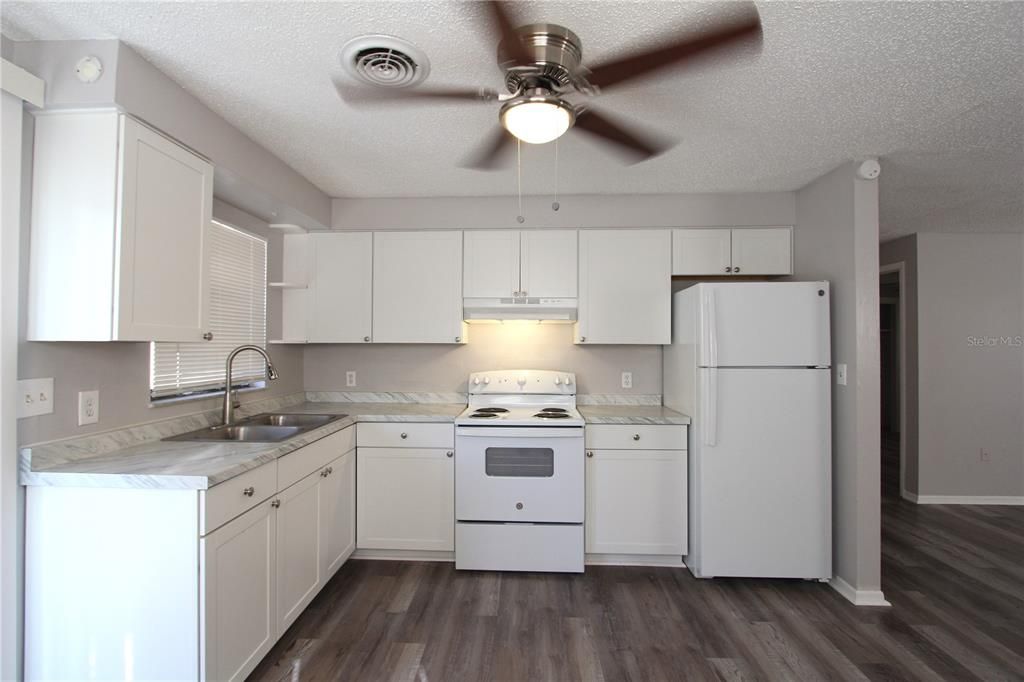 For Rent: $1,500 (2 beds, 1 baths, 850 Square Feet)