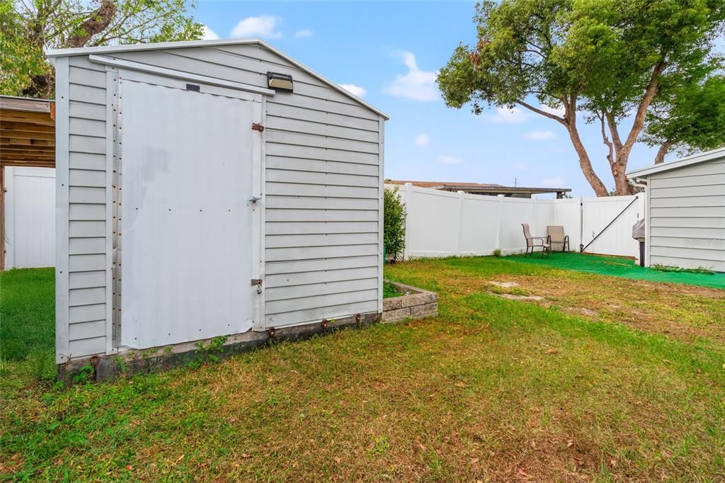 For Sale: $242,500 (2 beds, 2 baths, 1144 Square Feet)