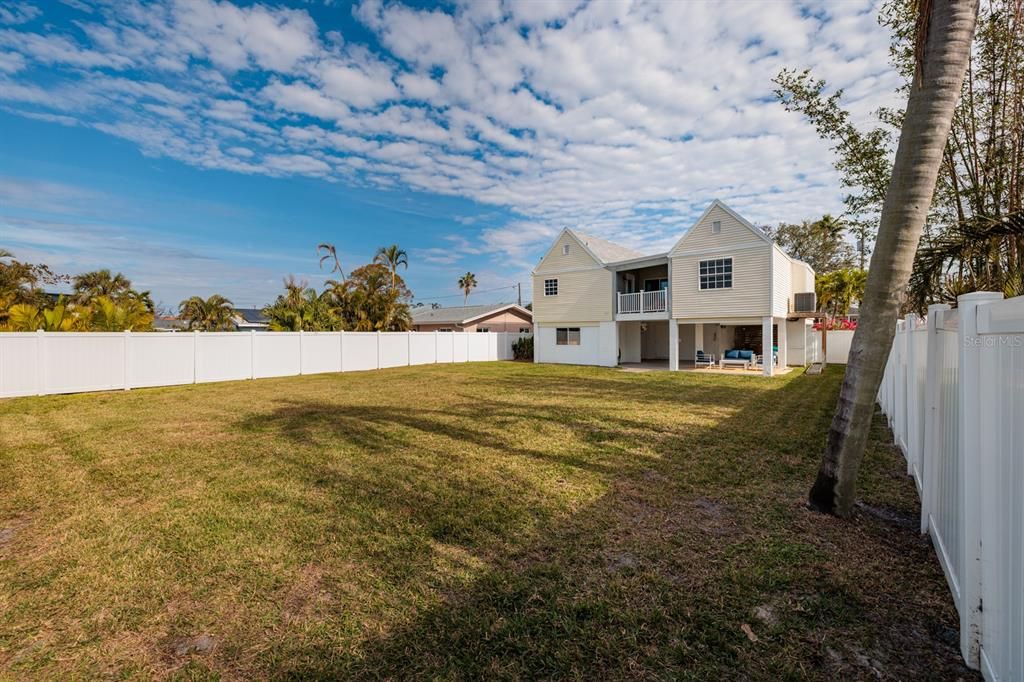 For Sale: $679,000 (3 beds, 2 baths, 1695 Square Feet)