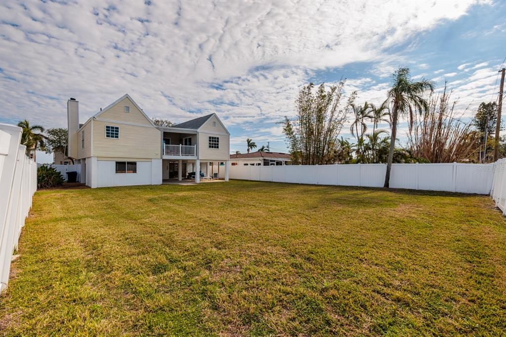 For Sale: $679,000 (3 beds, 2 baths, 1695 Square Feet)