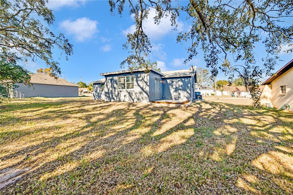 For Sale: $269,990 (3 beds, 2 baths, 1386 Square Feet)