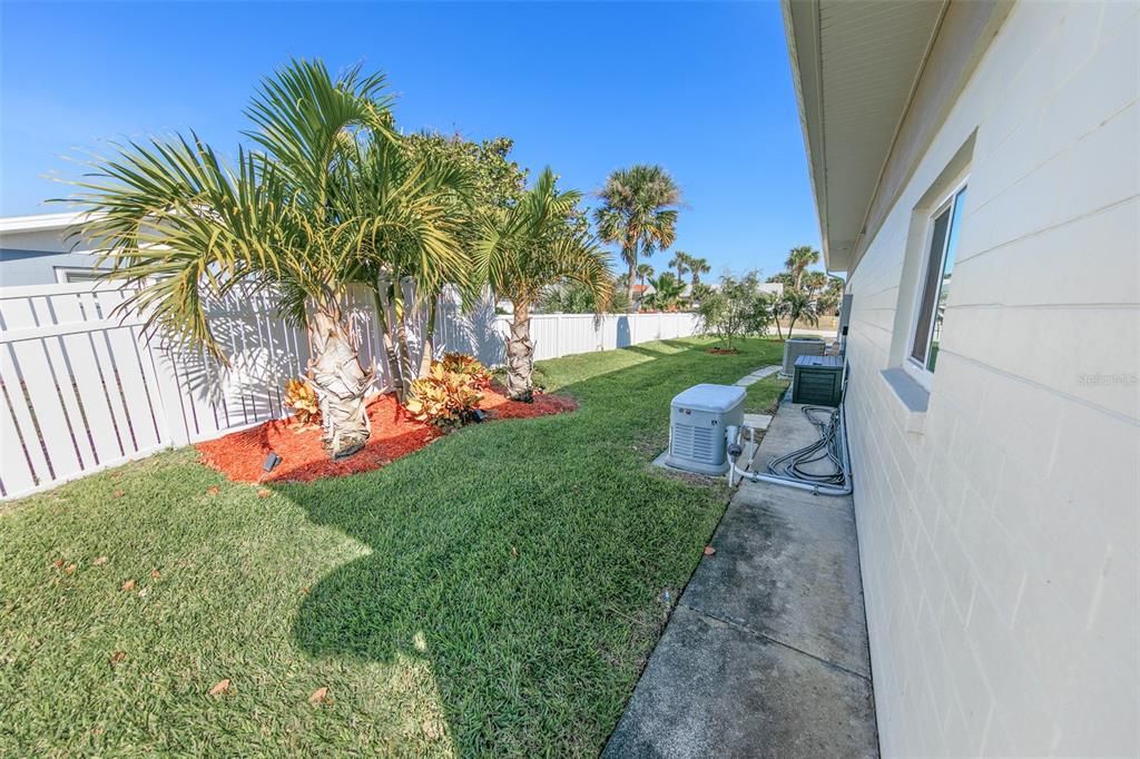 For Sale: $899,950 (3 beds, 2 baths, 1986 Square Feet)