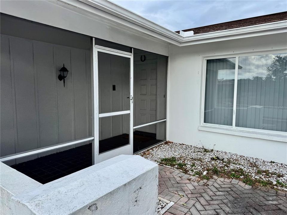 Front entry courtyard