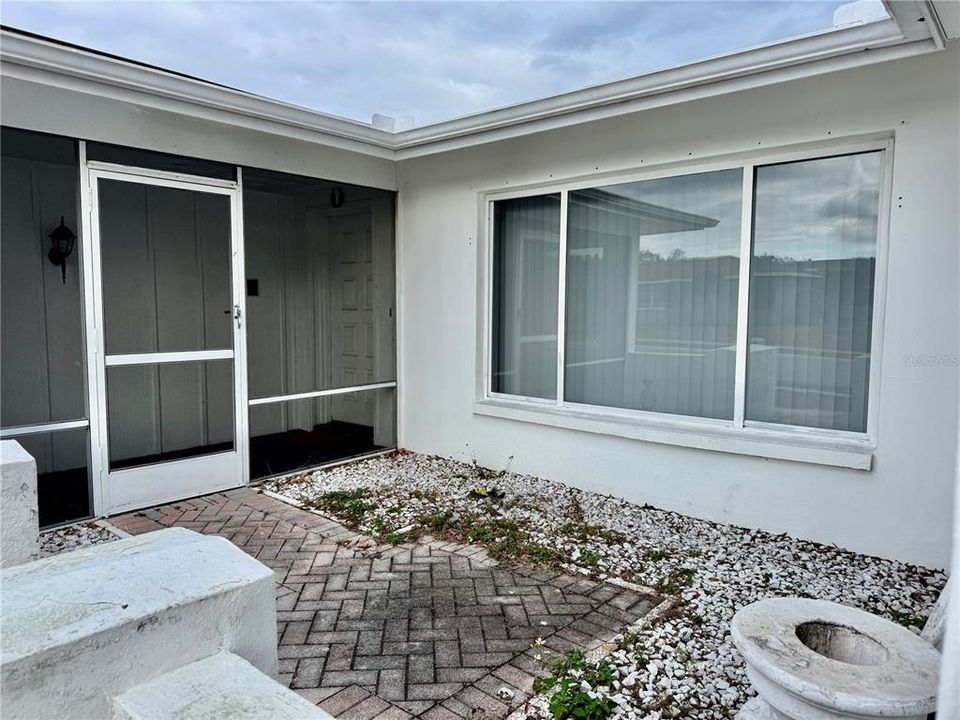 Front entry courtyard