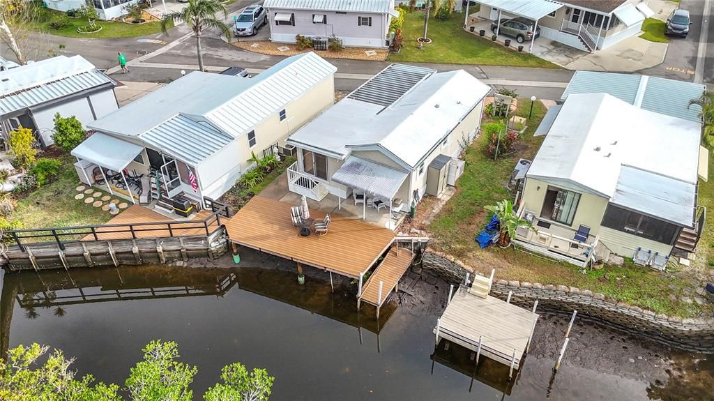 Water connects to the Braden River.