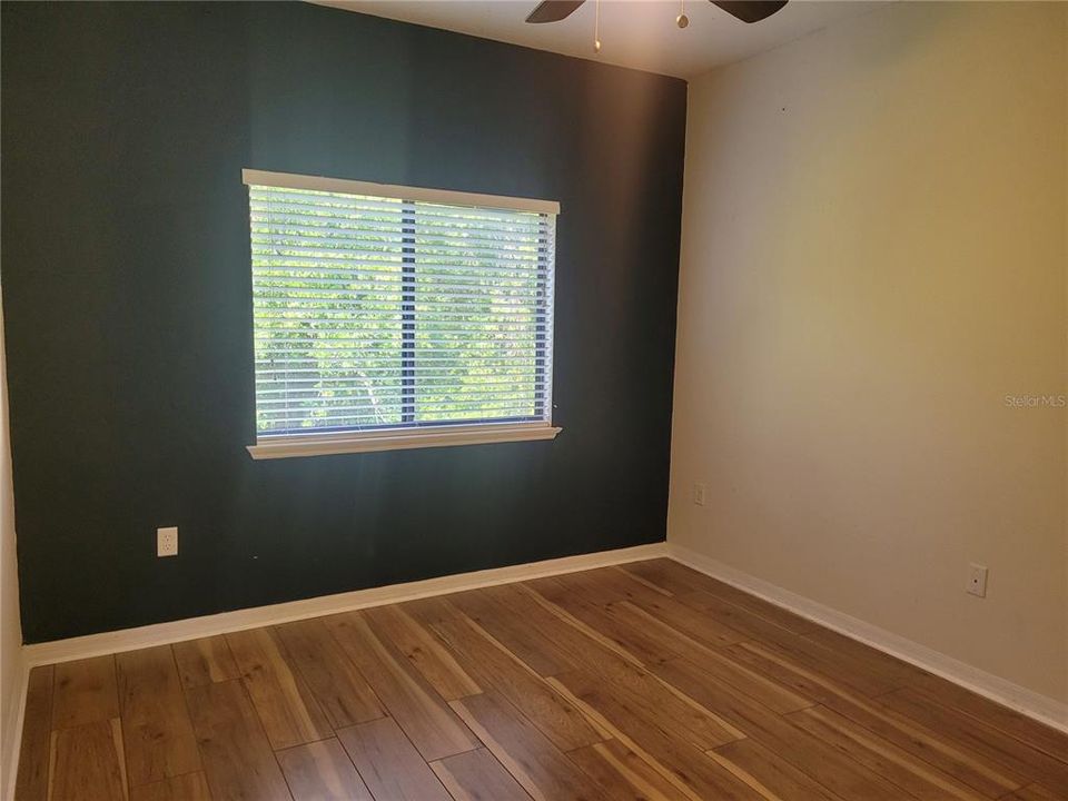 For Rent: $2,350 (3 beds, 2 baths, 1642 Square Feet)