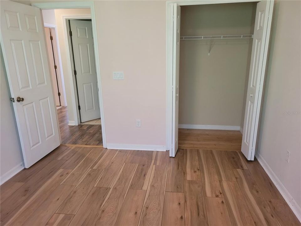 For Rent: $2,350 (3 beds, 2 baths, 1642 Square Feet)