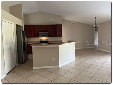 KITCHEN & DINING AREA