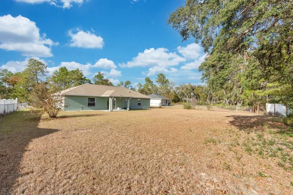 For Sale: $295,000 (3 beds, 2 baths, 1461 Square Feet)