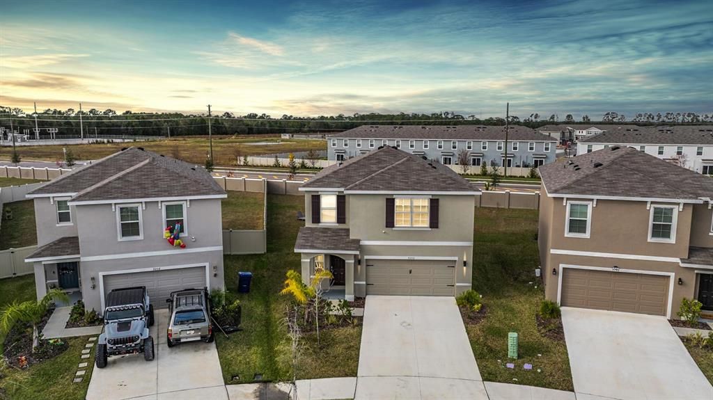 For Sale: $399,990 (3 beds, 2 baths, 1961 Square Feet)