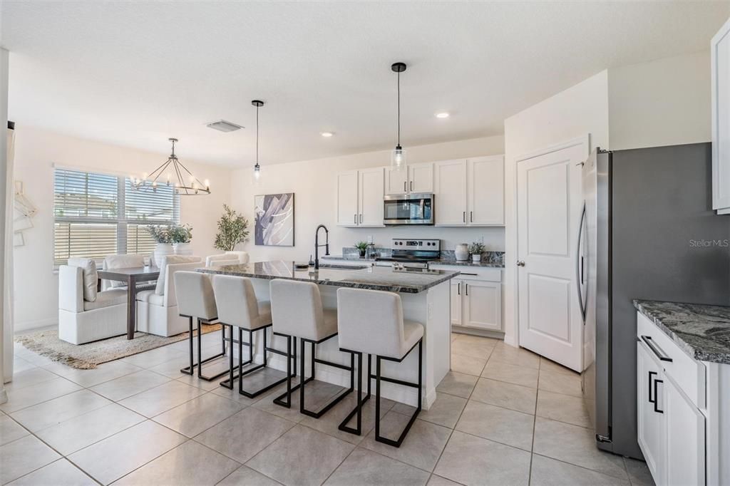 For Sale: $399,990 (3 beds, 2 baths, 1961 Square Feet)