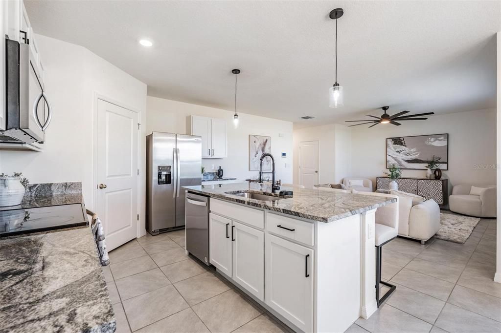 For Sale: $399,990 (3 beds, 2 baths, 1961 Square Feet)