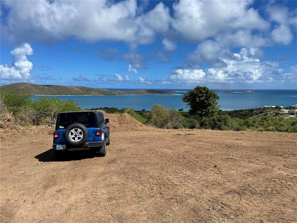 待售: $799,000 (5.00 acres)