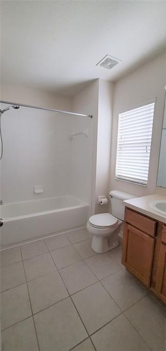 For Rent: $2,200 (3 beds, 2 baths, 1545 Square Feet)