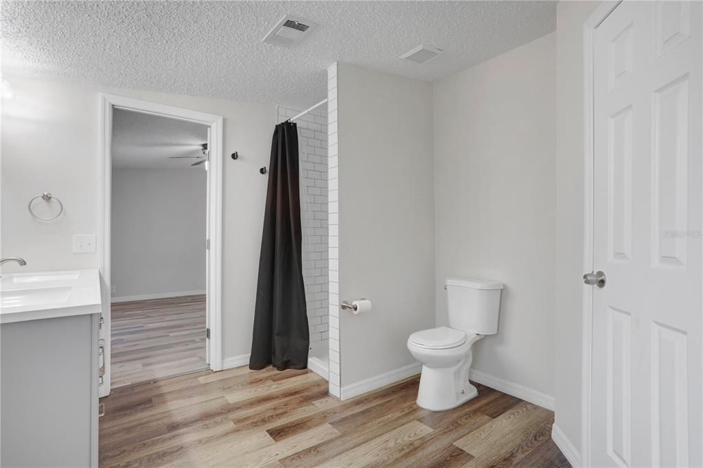 For Sale: $232,900 (3 beds, 2 baths, 1620 Square Feet)