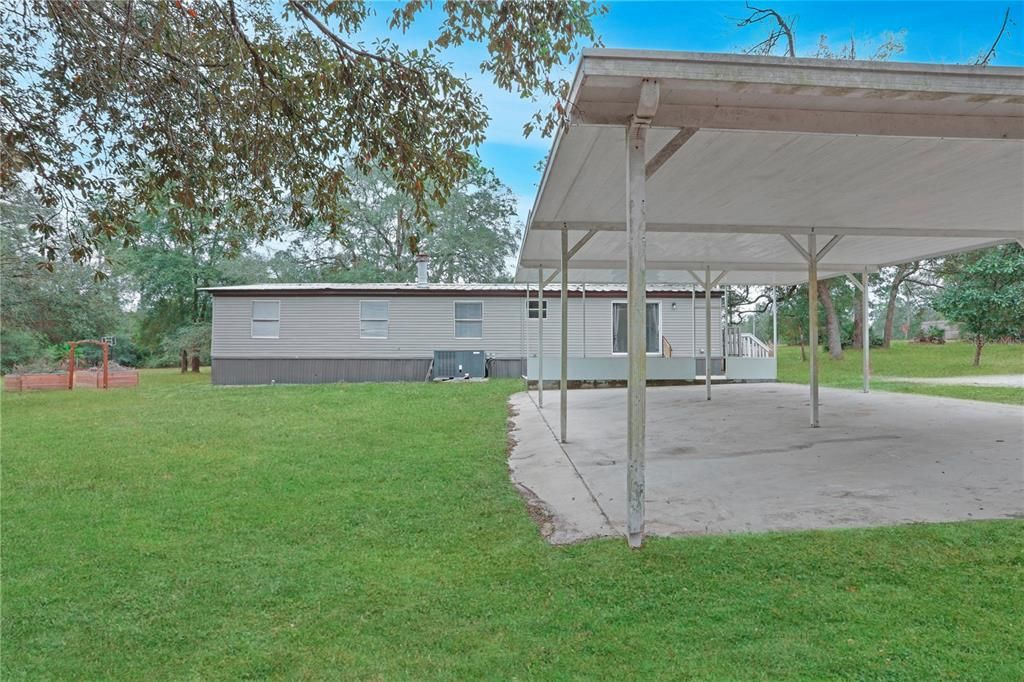 For Sale: $232,900 (3 beds, 2 baths, 1620 Square Feet)