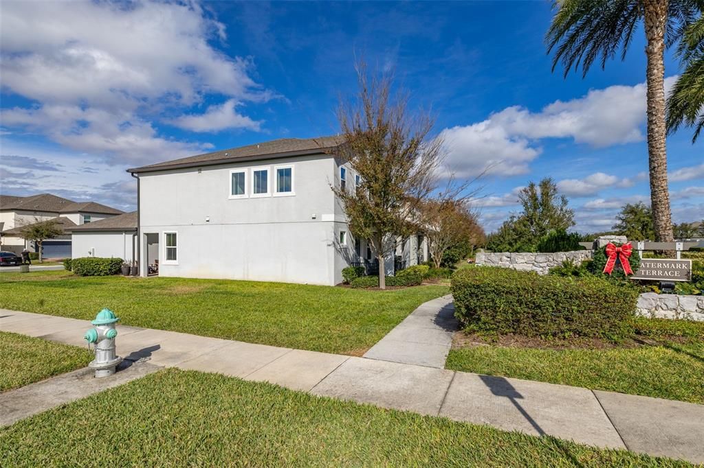 For Sale: $499,900 (3 beds, 2 baths, 1937 Square Feet)