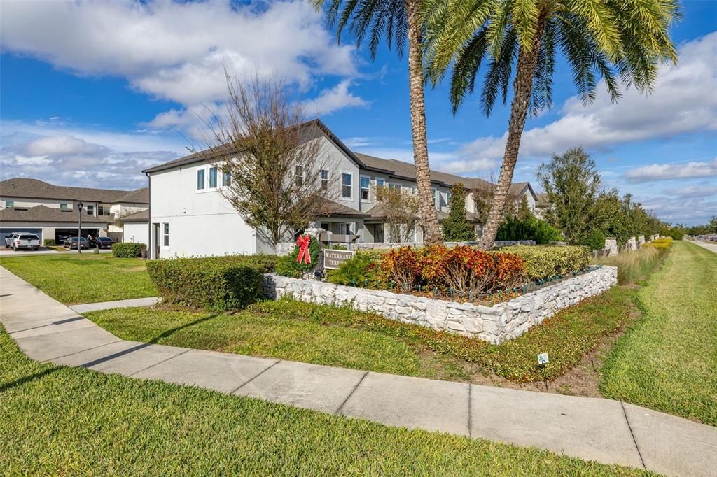 For Sale: $499,900 (3 beds, 2 baths, 1937 Square Feet)