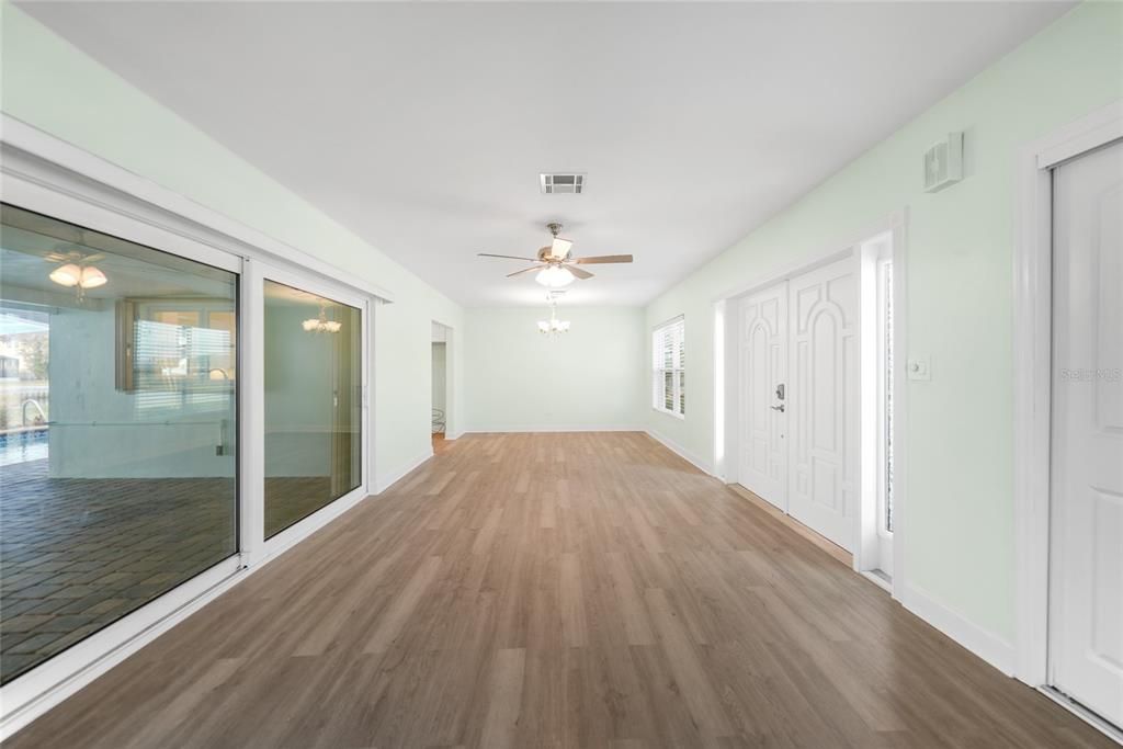 Dining/Living Room, New Lighting, Ceiling Fans, New Windowsills